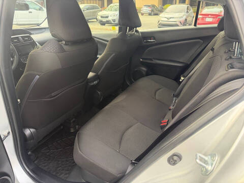 2019 Toyota Prius L Eco