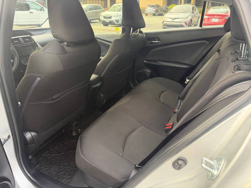 2019 Toyota Prius L Eco