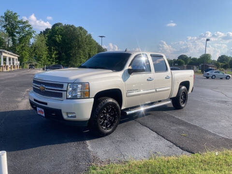 2013 Chevrolet Silverado 1500 for sale at McCully's Automotive - Trucks & SUV's in Benton KY