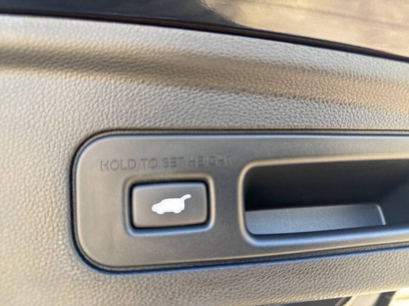 2023 Acura MDX w/Tech