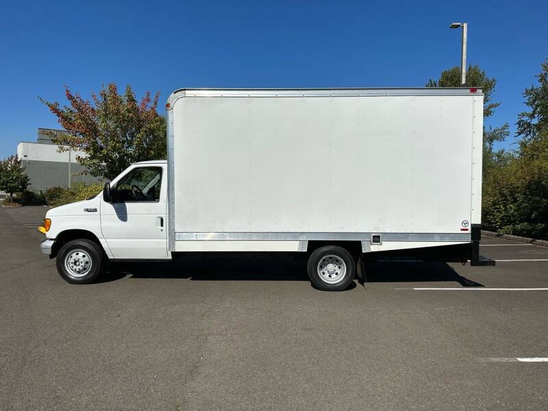 2005 Ford E-Series Chassis for sale at NW Leasing LLC in Milwaukie OR