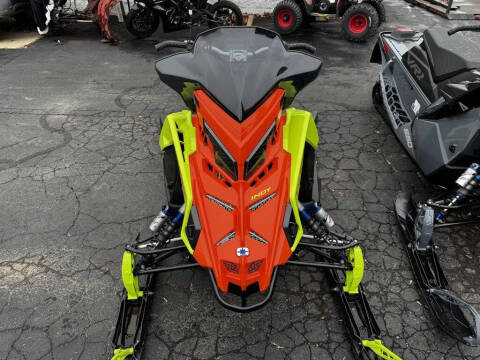 2023 Polaris Patriot Boost INDY VR1 129