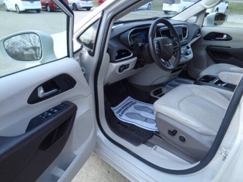 2020 Chrysler Pacifica Touring L