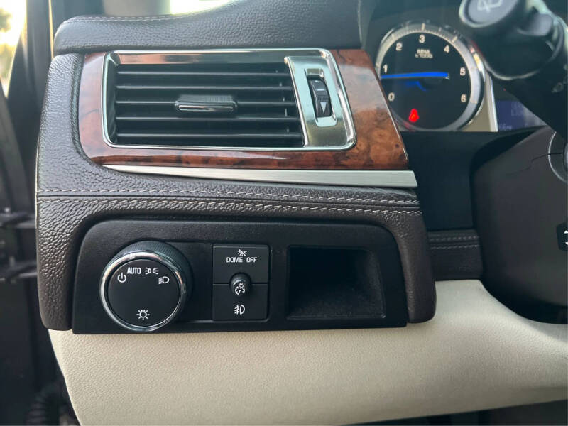 2014 Cadillac Escalade Platinum