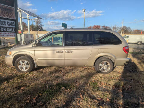 2005 Dodge Grand Caravan SXT