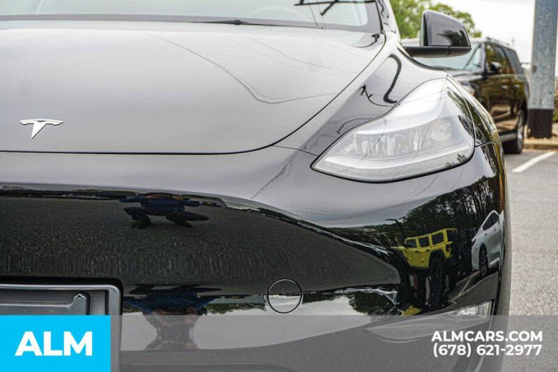 2024 Tesla Model Y Long Range