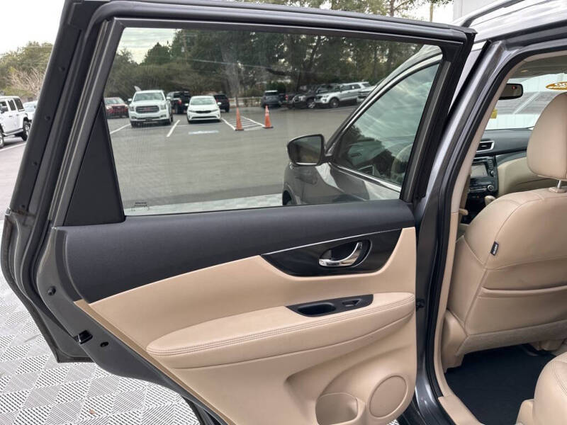 2015 Nissan Rogue SL