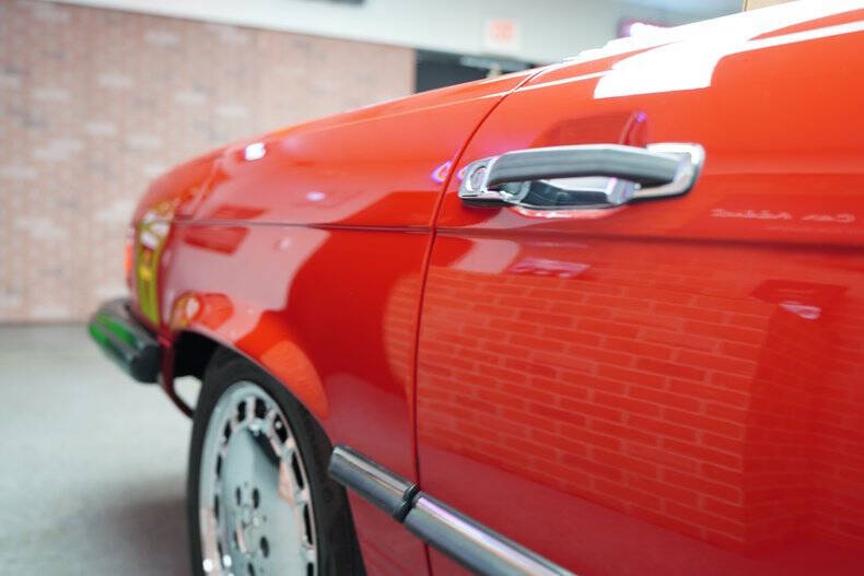 1986 Mercedes-Benz 560-Class 560 SL