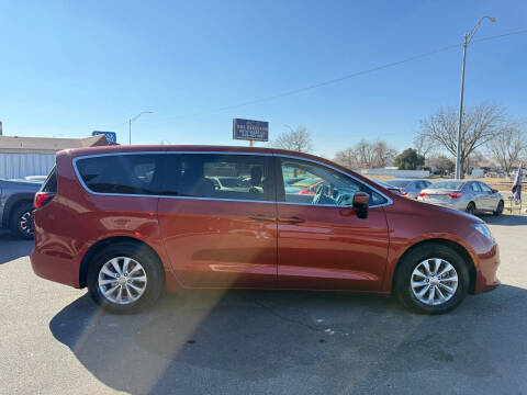 2018 Chrysler Pacifica LX