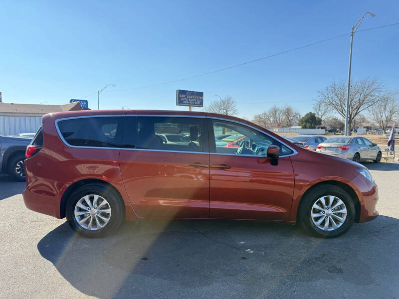2018 Chrysler Pacifica LX
