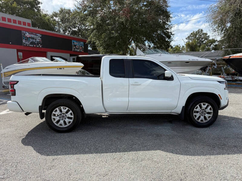 2022 Nissan Frontier SV