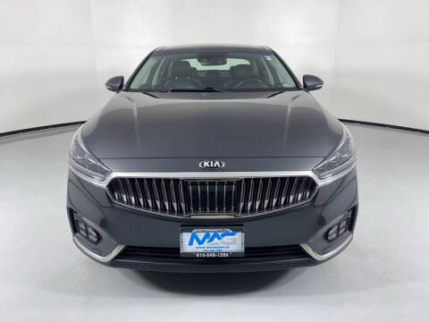2018 Kia Cadenza Technology