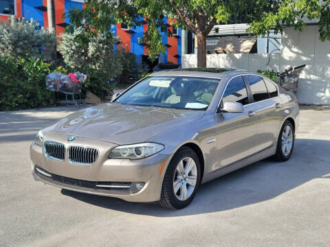 2012 BMW 5 Series 528i