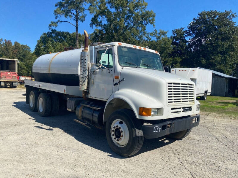2000 International 8100 for sale at Davenport Motors in Plymouth NC