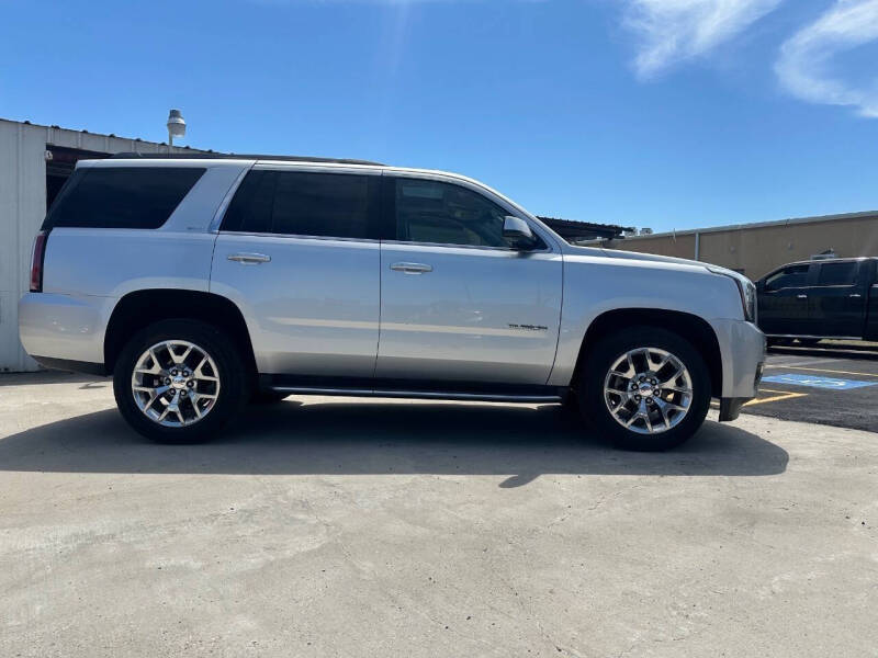 2017 GMC Yukon SLT