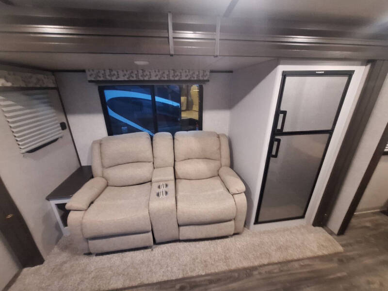 2020 Keystone RV Premier Ultra Lite 23RB