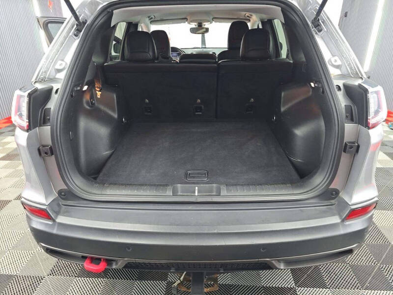2019 Jeep Cherokee Trailhawk