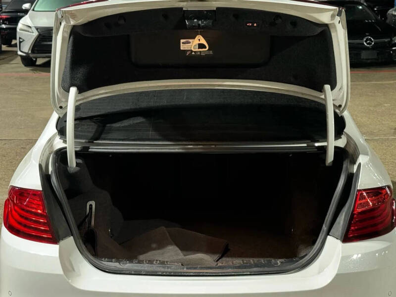 2015 BMW 5 Series 528i