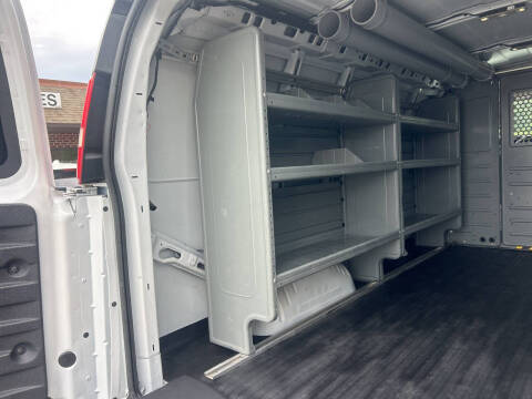 2017 Chevrolet Express 2500
