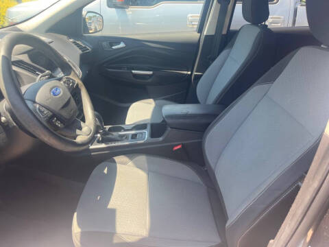 2019 Ford Escape SE