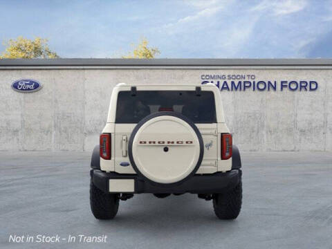 2026 Ford Bronco Outer Banks