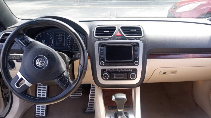 2010 Volkswagen Eos Lux