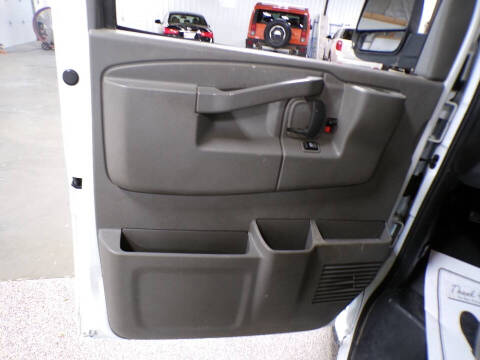 2017 Chevrolet Express 2500