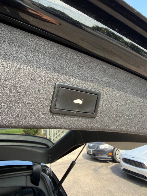 2011 Audi Q5 3.2 quattro Premium Plus