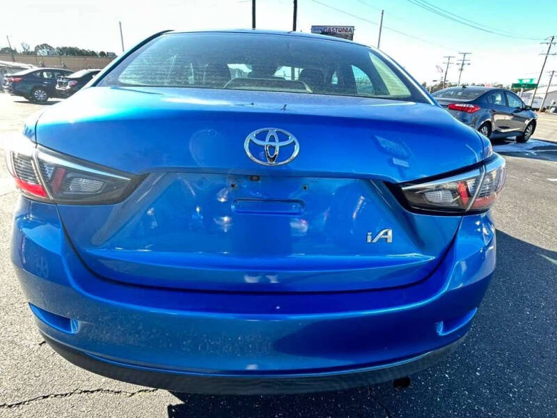 2017 Toyota Yaris iA