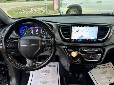 2021 Chrysler Pacifica Touring L