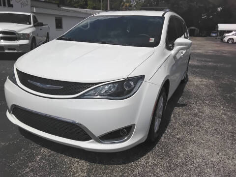 2018 Chrysler Pacifica Touring L