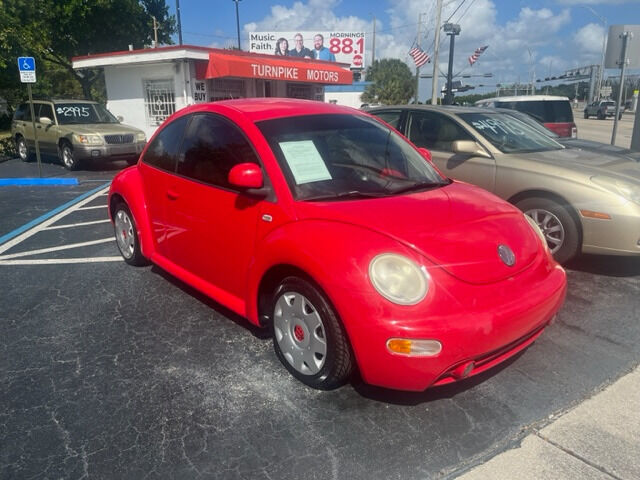 1999 VOLKSWAGEN Beetle Hatchback - $3,895