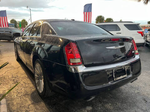 2012 Chrysler 300 Limited