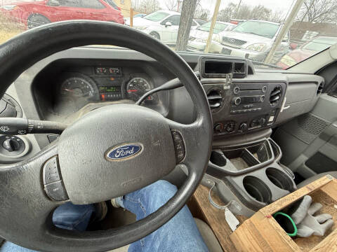 2014 Ford E-Series E-350 SD XL