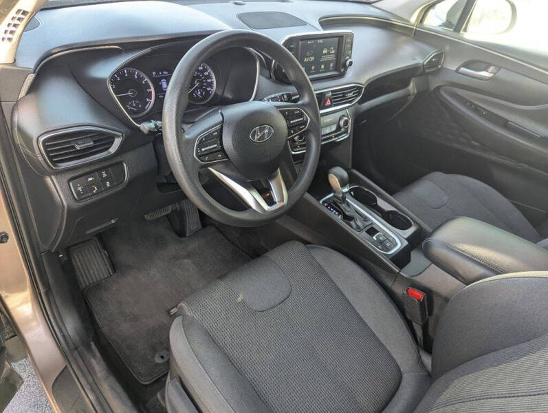 2019 Hyundai Santa Fe SE 2.4L