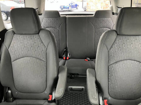 2015 GMC Acadia SLE-2