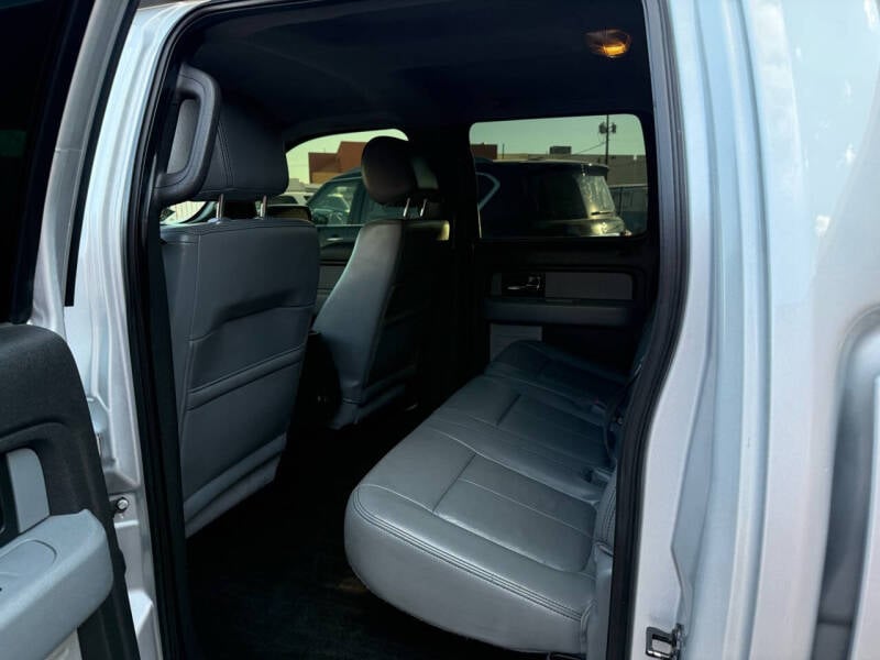 2014 Ford F-150 FX2 photo 17