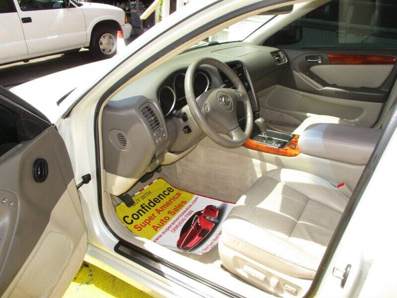 2003 Lexus GS 300