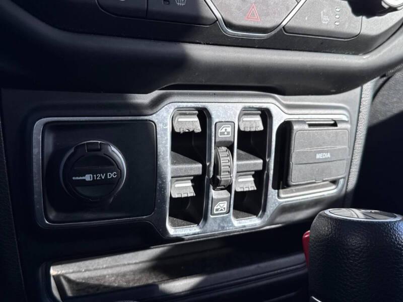 2020 Jeep Gladiator Sport S