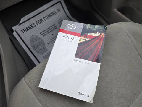 2010 Toyota Prius III