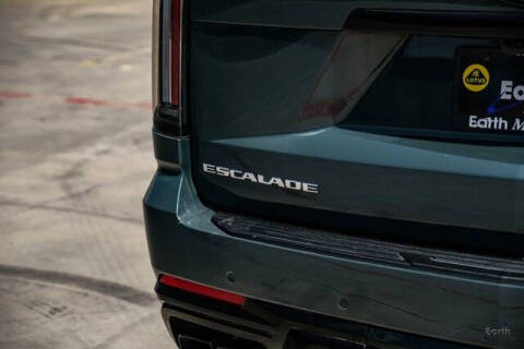 2025 Cadillac Escalade-V