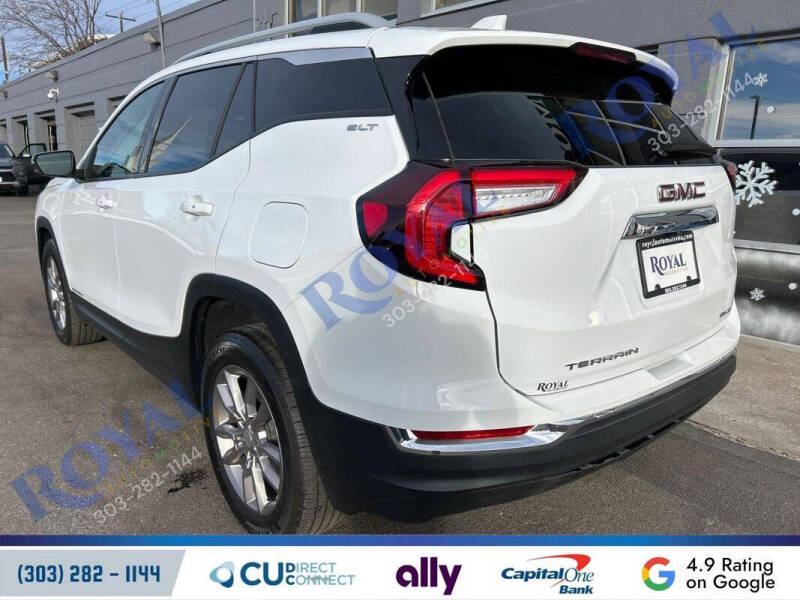 2024 GMC Terrain SLT