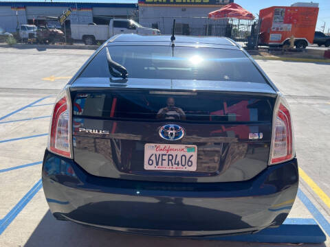 2012 Toyota Prius Three