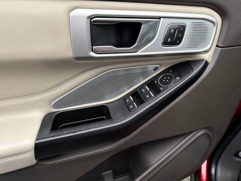 2020 Ford Explorer Platinum