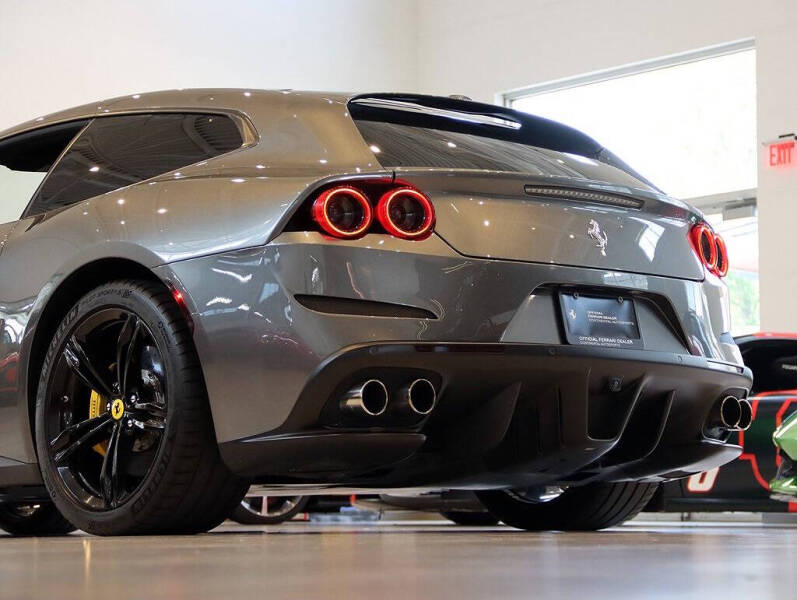 2017 Ferrari GTC4Lusso