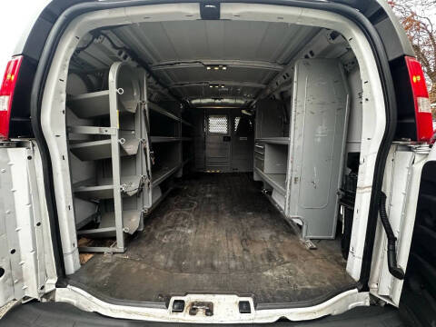 2017 Chevrolet Express 2500