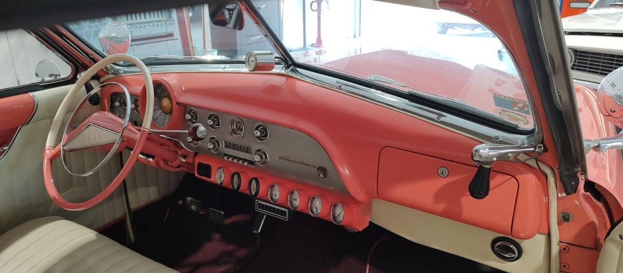 1951 Ford Crown Victoria 21