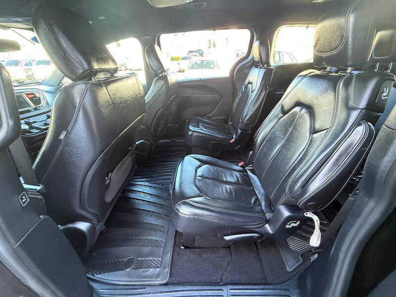 2019 Chrysler Pacifica Touring L