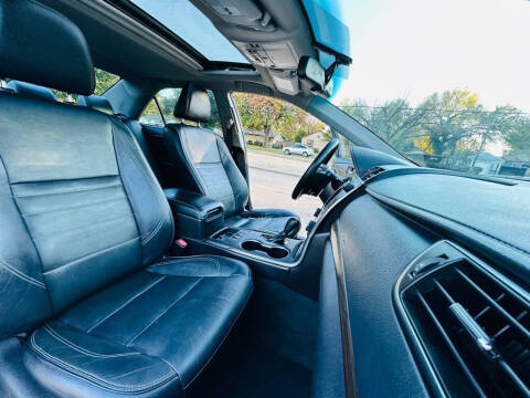 2016 Toyota Camry XLE