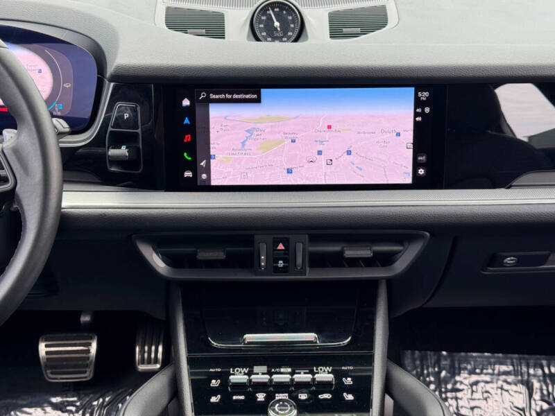 2024 Porsche Cayenne S E-Hybrid